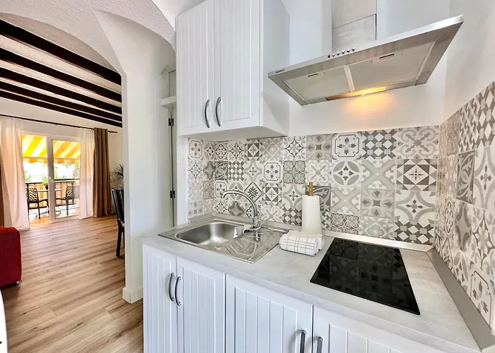 Agave 8 (adults Only) Адехе